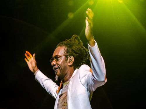 Registro da publicação: Para sempre Ébano: morre Luiz Melodia